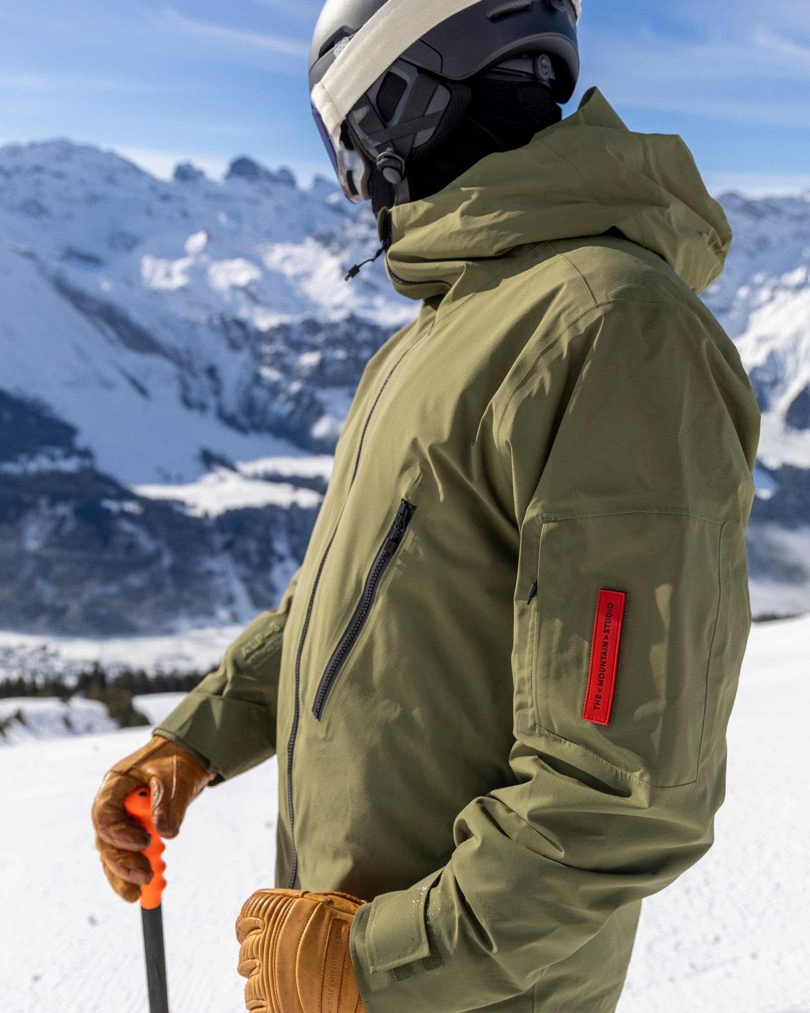 【ES:S/エス】MOUNTAIN COAT Men's Beige Ski Jacket – S-7 | The Mountain Studio