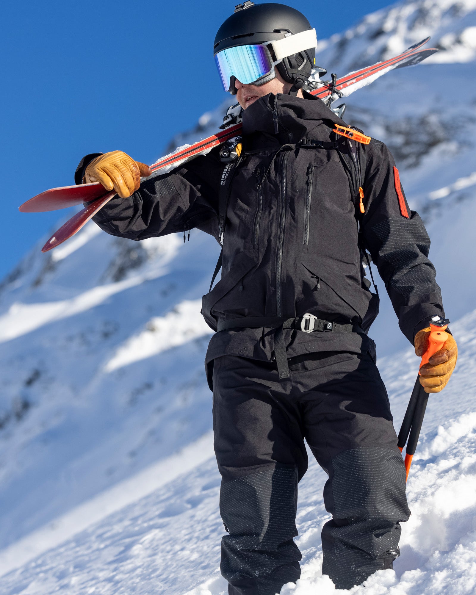 Men's Black Gore-Tex Ski Jacket – Z-7 PRO | The Mountain Studio