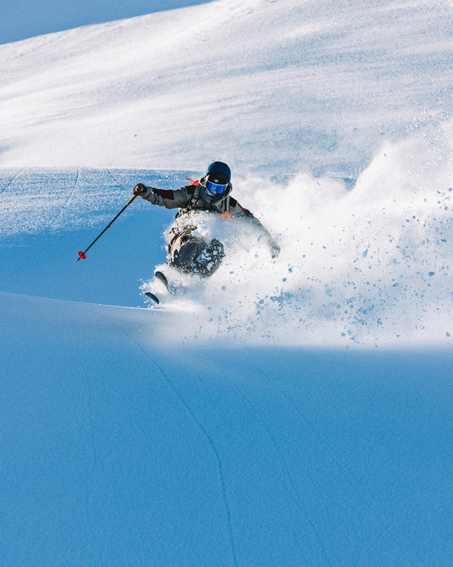 Z 7_PRO OTTER GORE TEX_PRO_3L_SHELL_VECTRAN_JACKET SHELL_JACKETS the mountain studio_1_2000px I 02_c63647f9 c520 4094 9092 cbc9d1367062