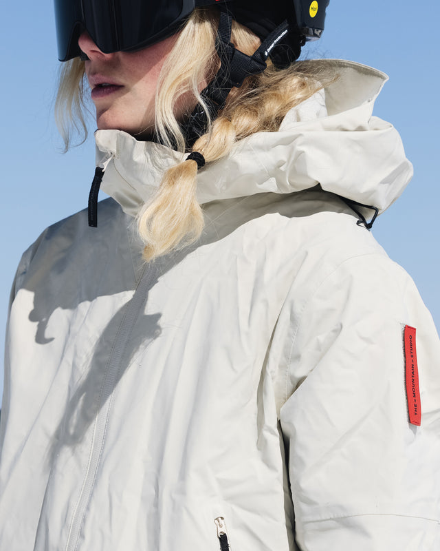 Z 8W CASTLEWALL W.3LHYBRIDSHELLJACKET SHELLJACKETS the mountain studio i 12