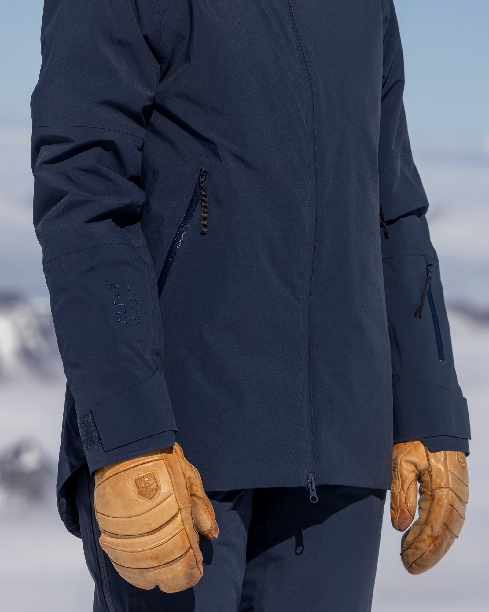 Women's Navy Ski Jacket – Z-8 W | The Mountain Studio