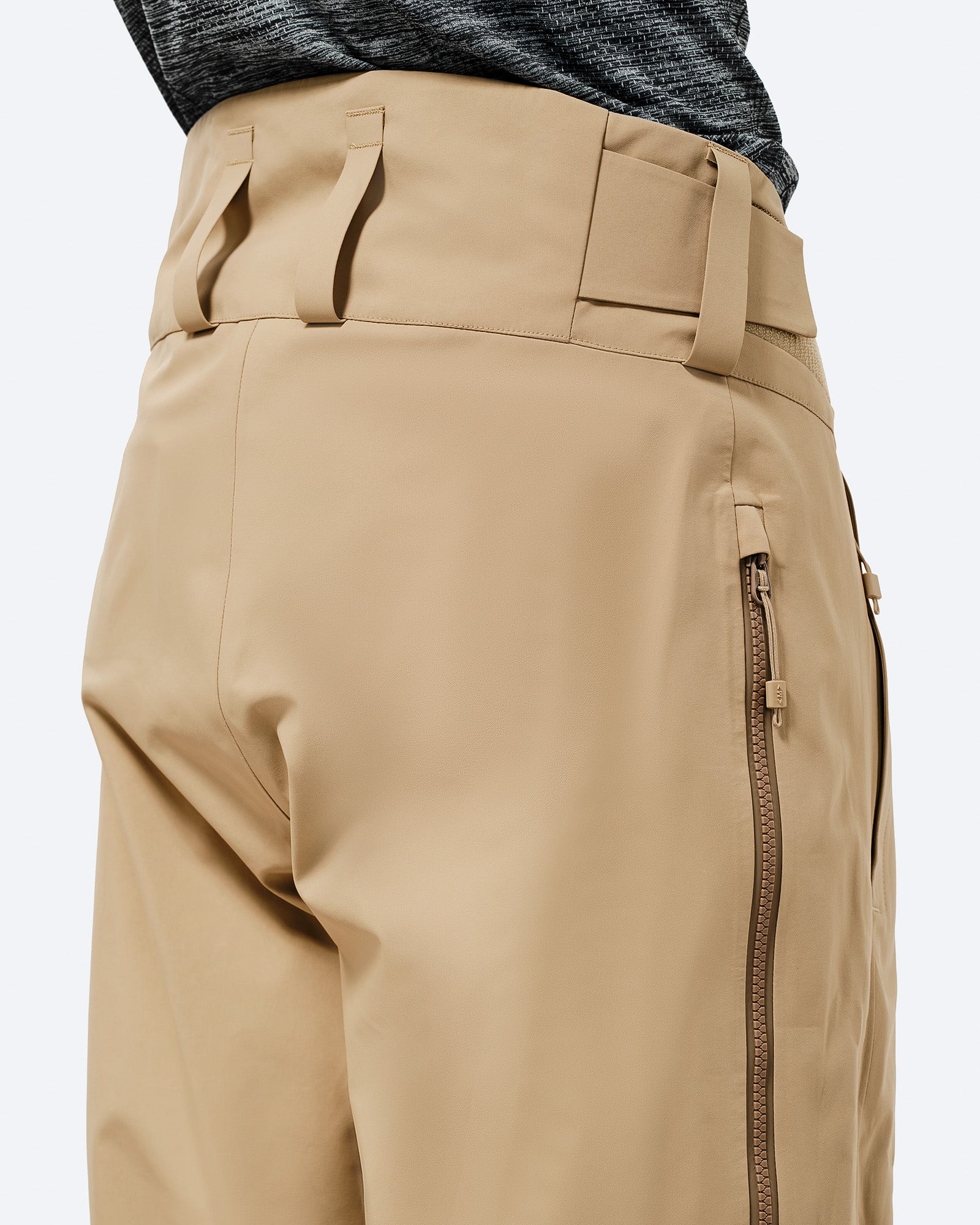 ITEM / rehearsal track pants (khaki)-